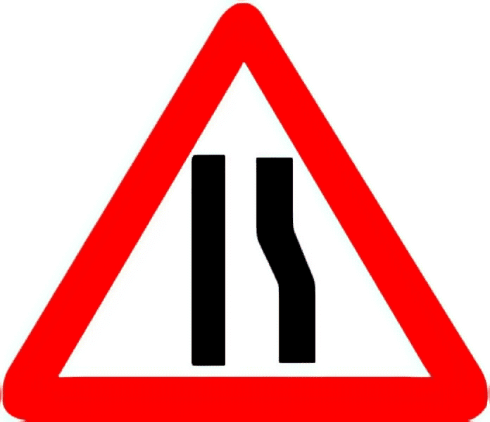 Reduced-carriageway-traffic-sign-colored